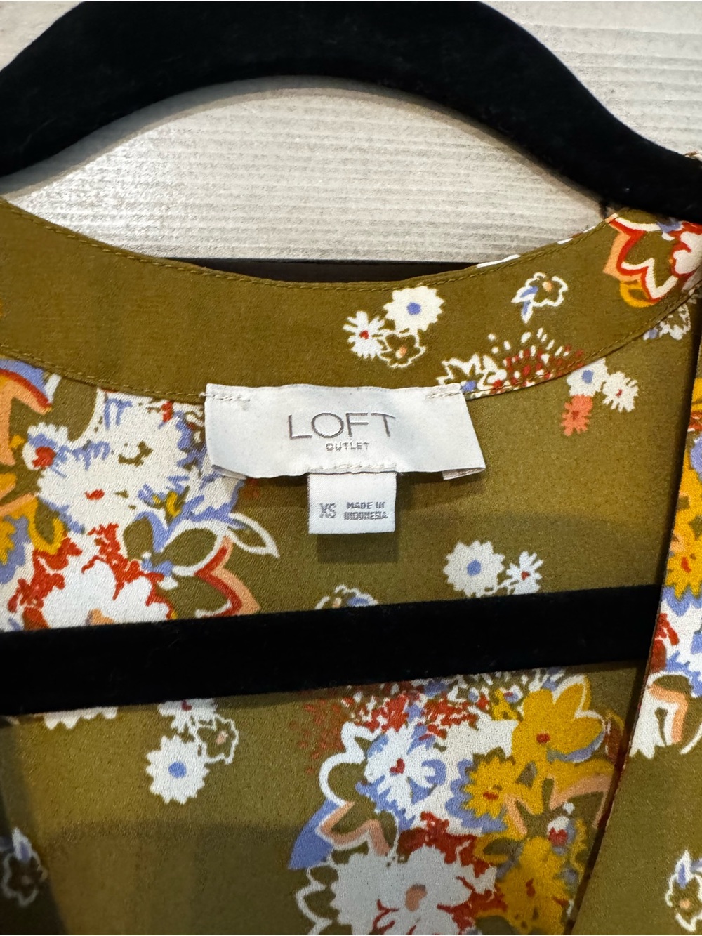 LOFT Olive Green Floral Peplum Blouse - Picture 2 of 3